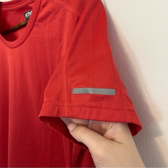 Womens Medium Adidas Running Aktiv Against Cancer Tee - Picture 6 of 11